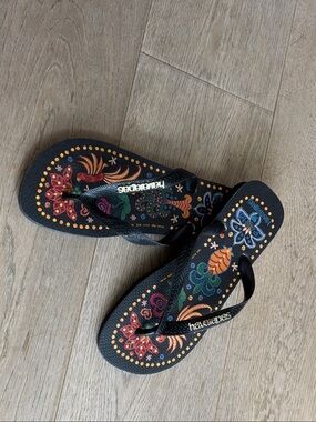Havaianas Black Floral & Multicolor Printed Women's Sandals